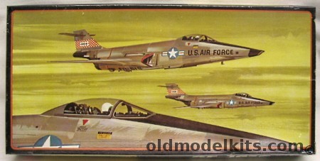 AMT-Hasegawa 1/72 McDonnell RF-101C Voodoo - Camo or High Vis, A691-130 plastic model kit